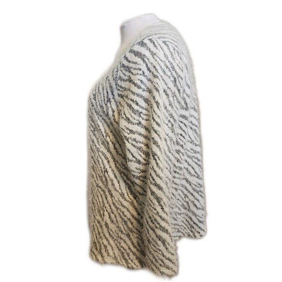 Lane Bryant Scoop Neck Fuzzy Eyelash Knit White Gray Zebra Stripe Sweater, 18-20 - Picture 2 of 8
